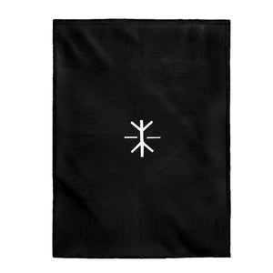 Open image in slideshow, Velveteen Winterflake Plush Blanket
